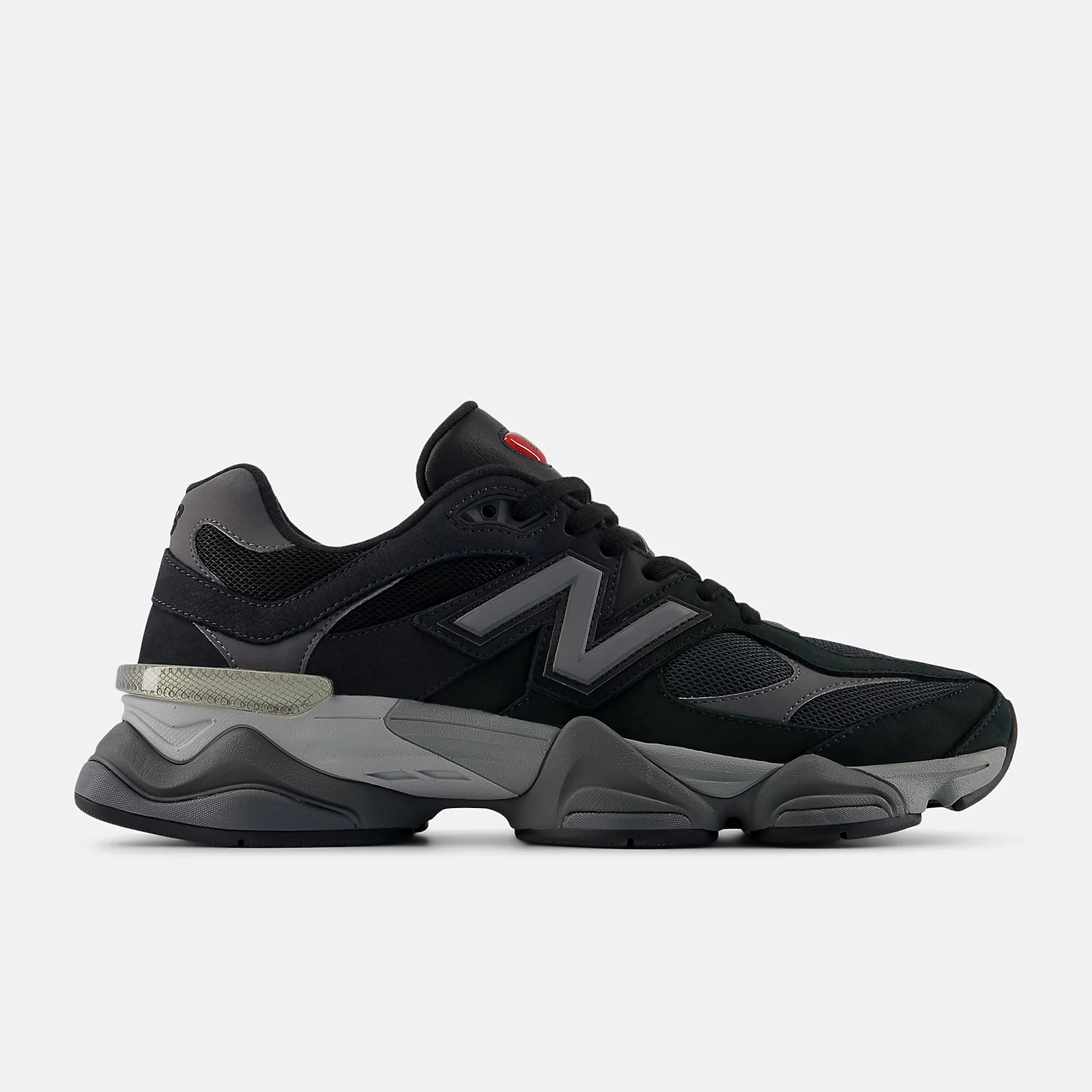 ニューバランス NB 9060 快適で軽量なランニングシュー - New Balance Shoes 9060 のレビューと価格